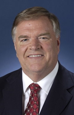 A portrait image showing former politician Kim Beazley.