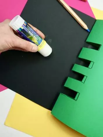 Make A Pop-Up Card - Play At Home