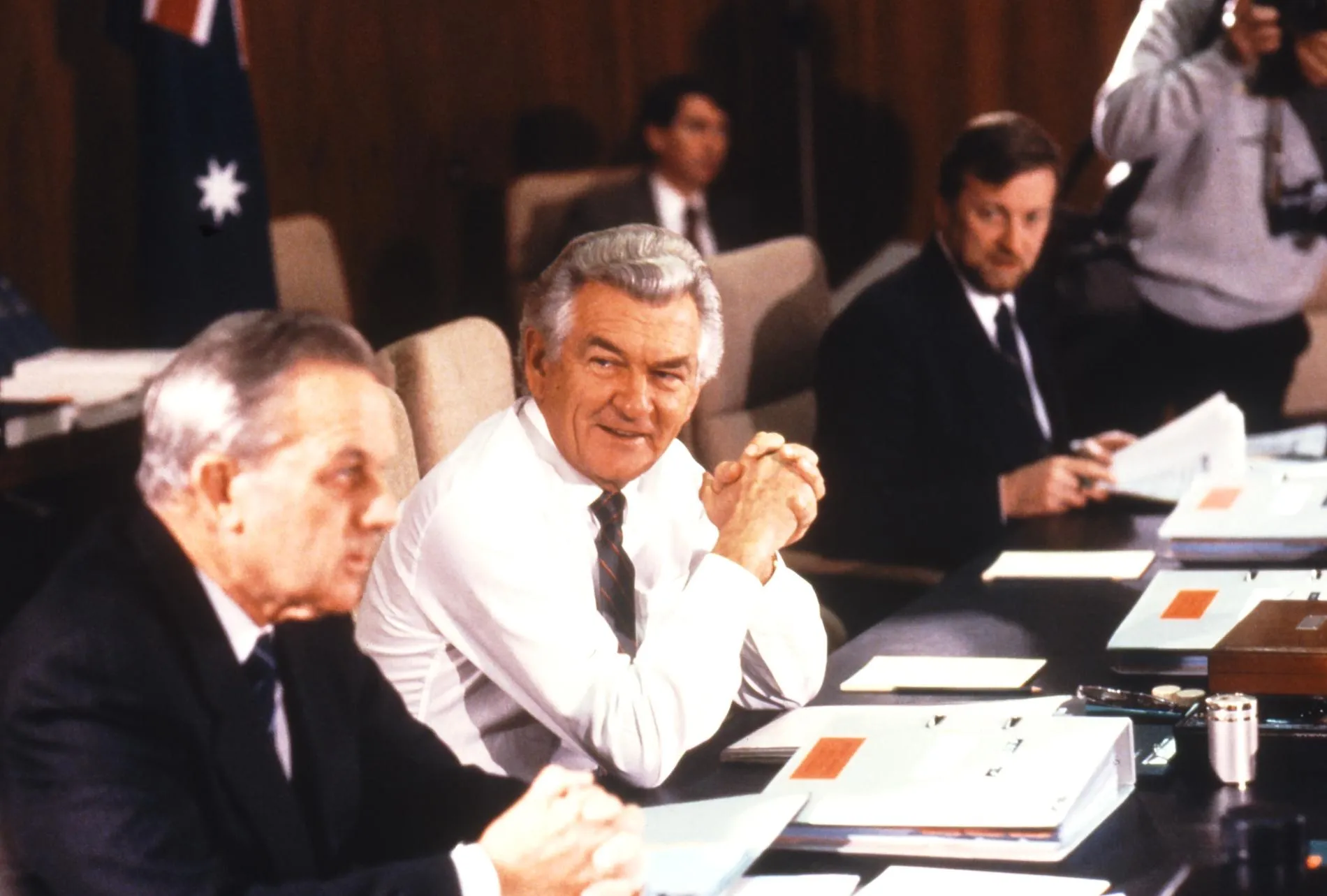 Australian Prime Minister Bob Hawke sits in the Cabinet Room in Old Parliament House with his cabinet. Australian Prime Minister Bob Hawke sits in the Cabinet Room in Old Parliament House with his cabinet.